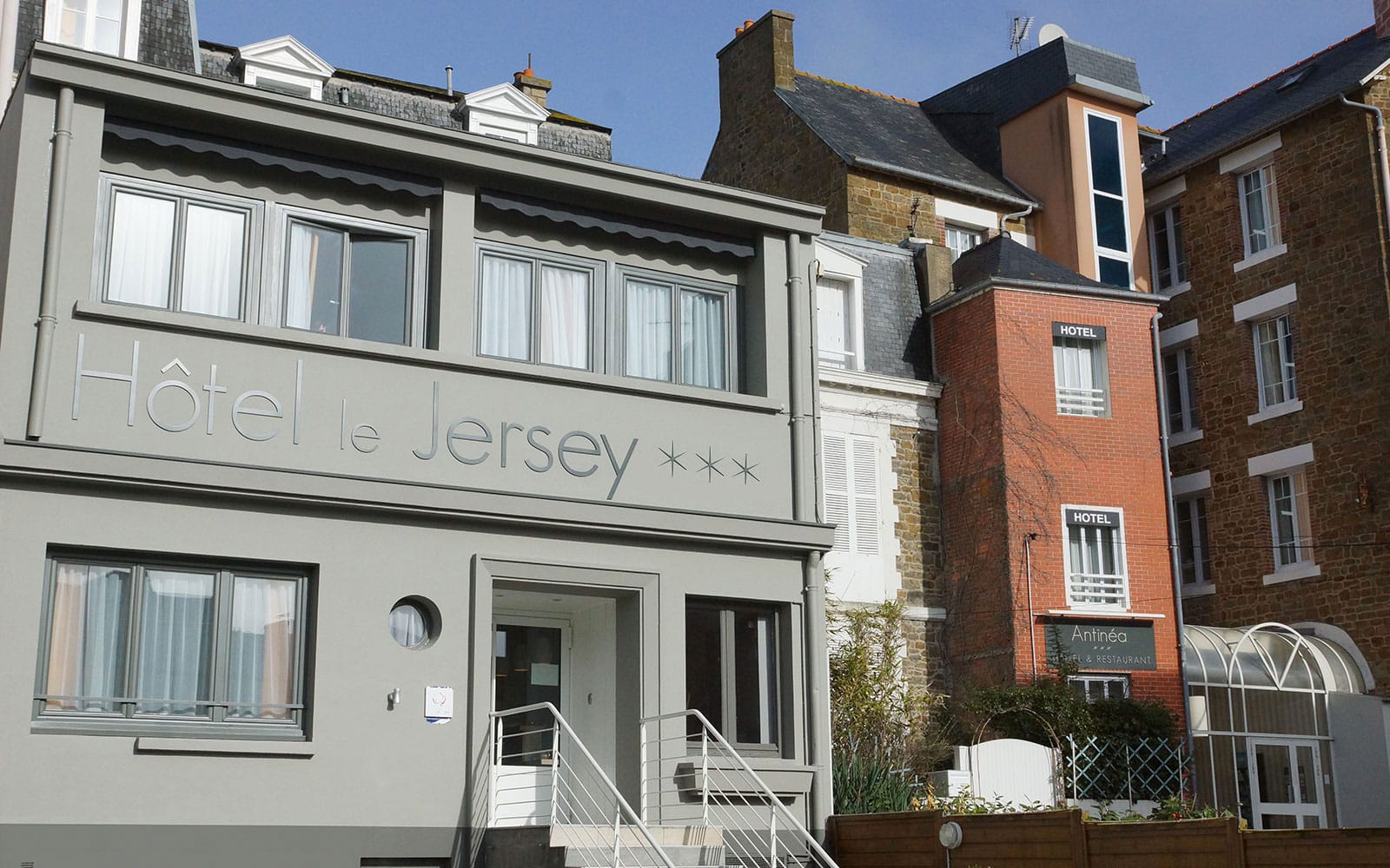 Hôtel 3 étoiles vue mer à