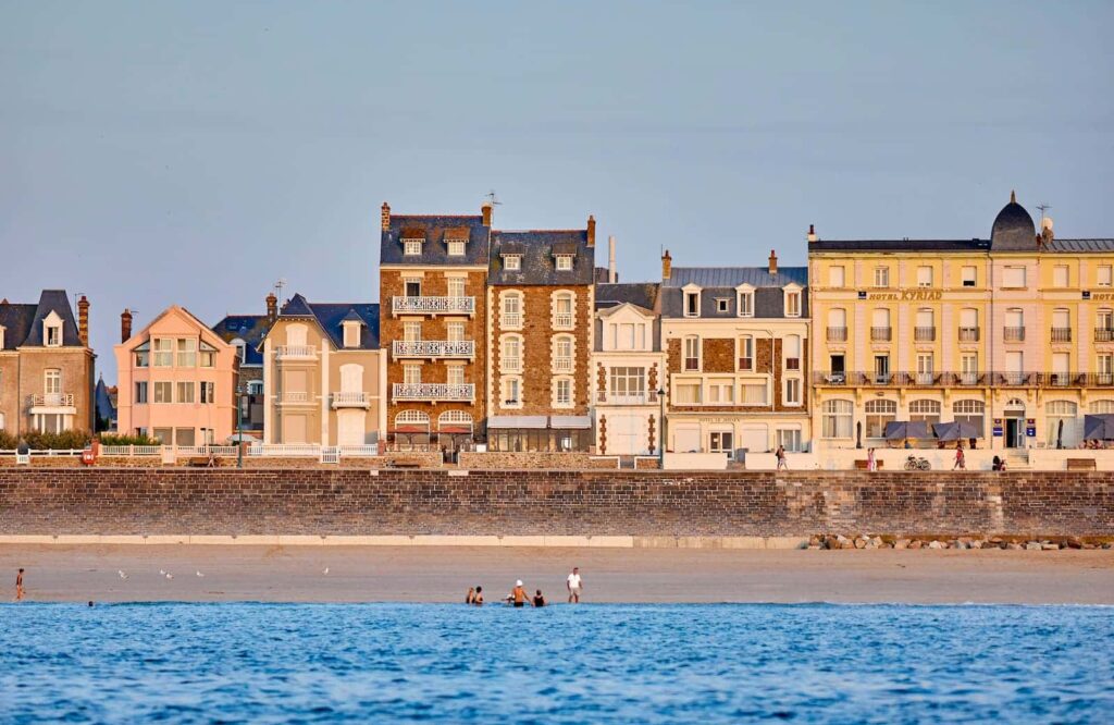 Chambre d'hôtel Saint-Malo en bord de mer avec chambres vue océan