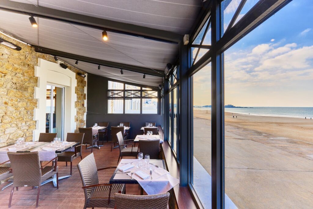Terrasse vue mer St Malo